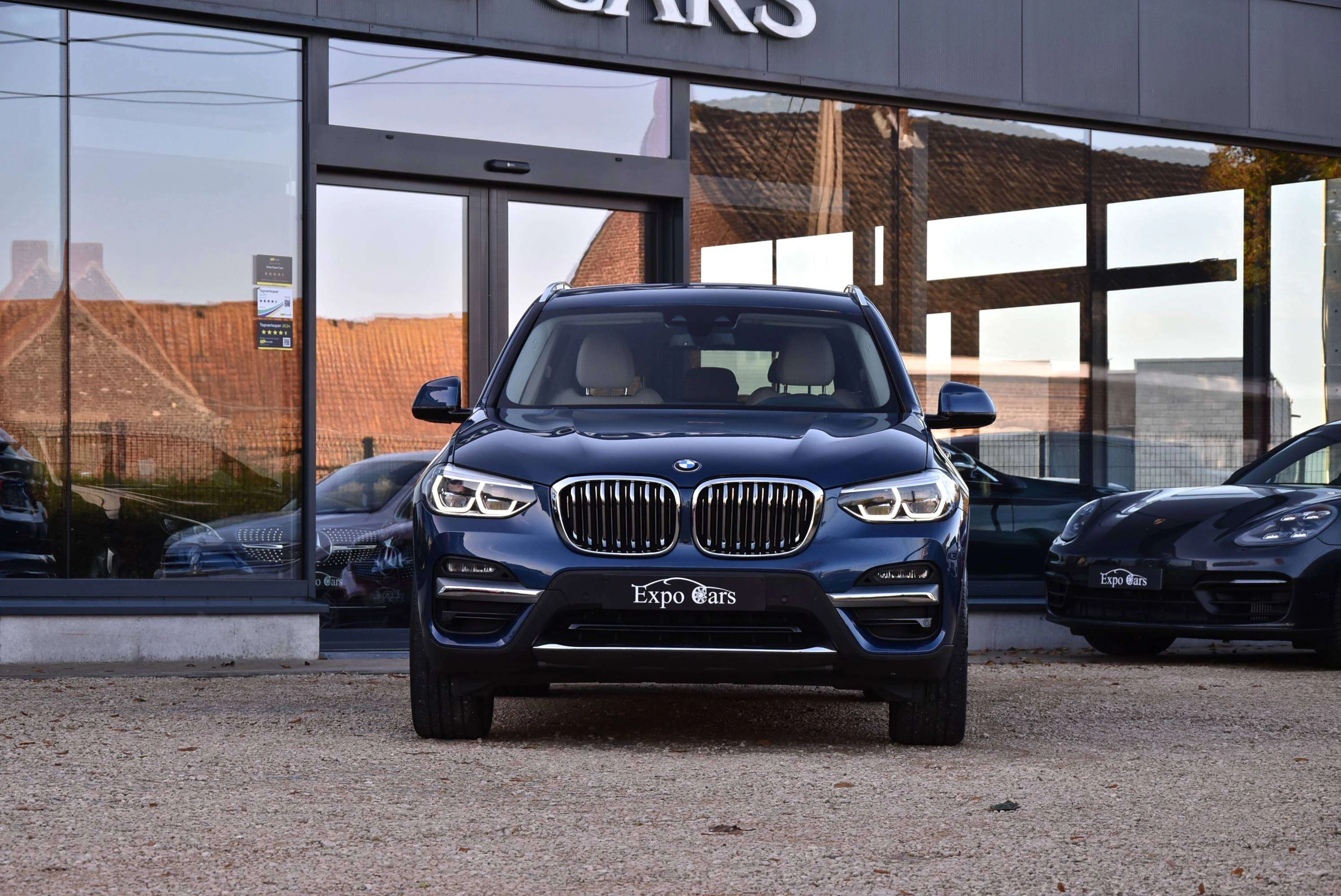 BMW X3 2.0iA xDrive20 LUXURY LINE bij Expo Cars