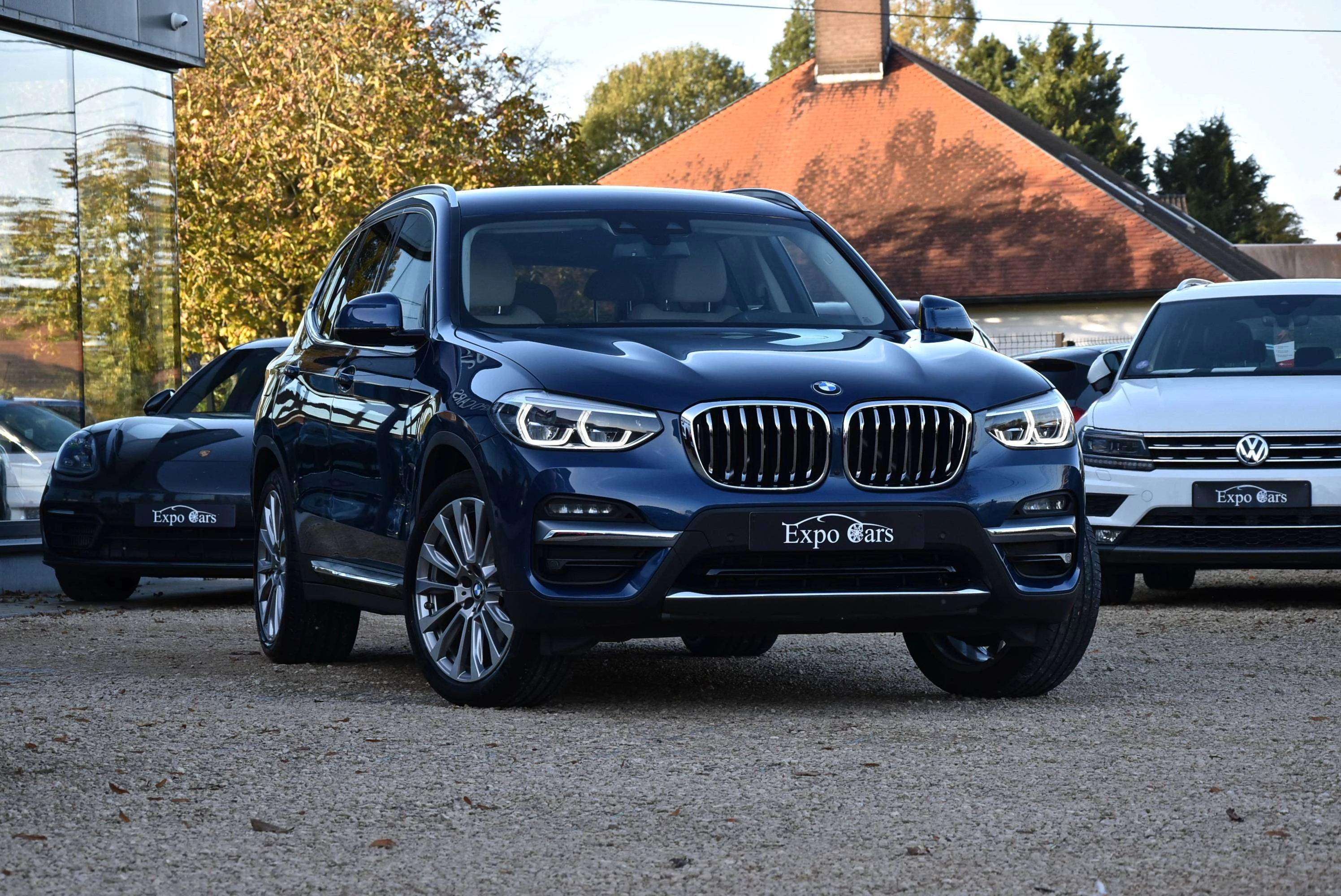 BMW X3 2.0iA xDrive20 LUXURY LINE bij Expo Cars