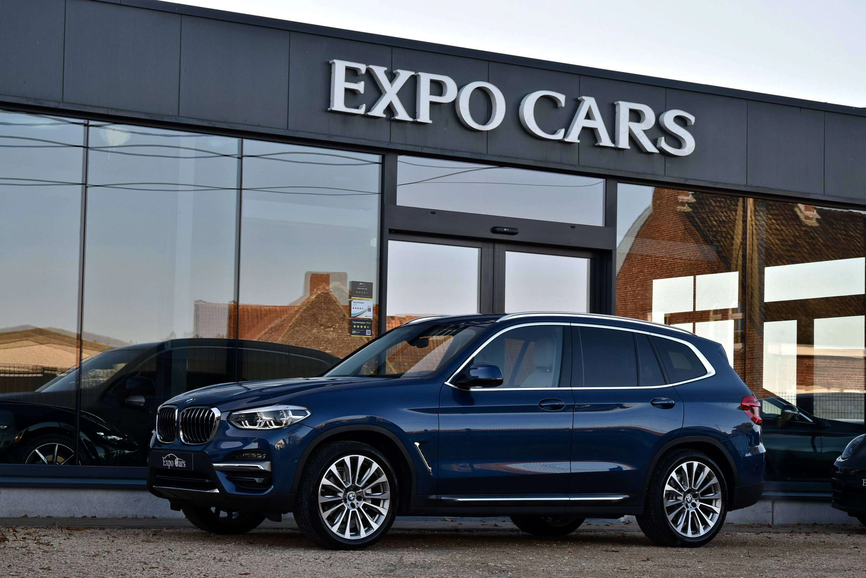 BMW X3 2.0iA xDrive20 LUXURY LINE bij Expo Cars