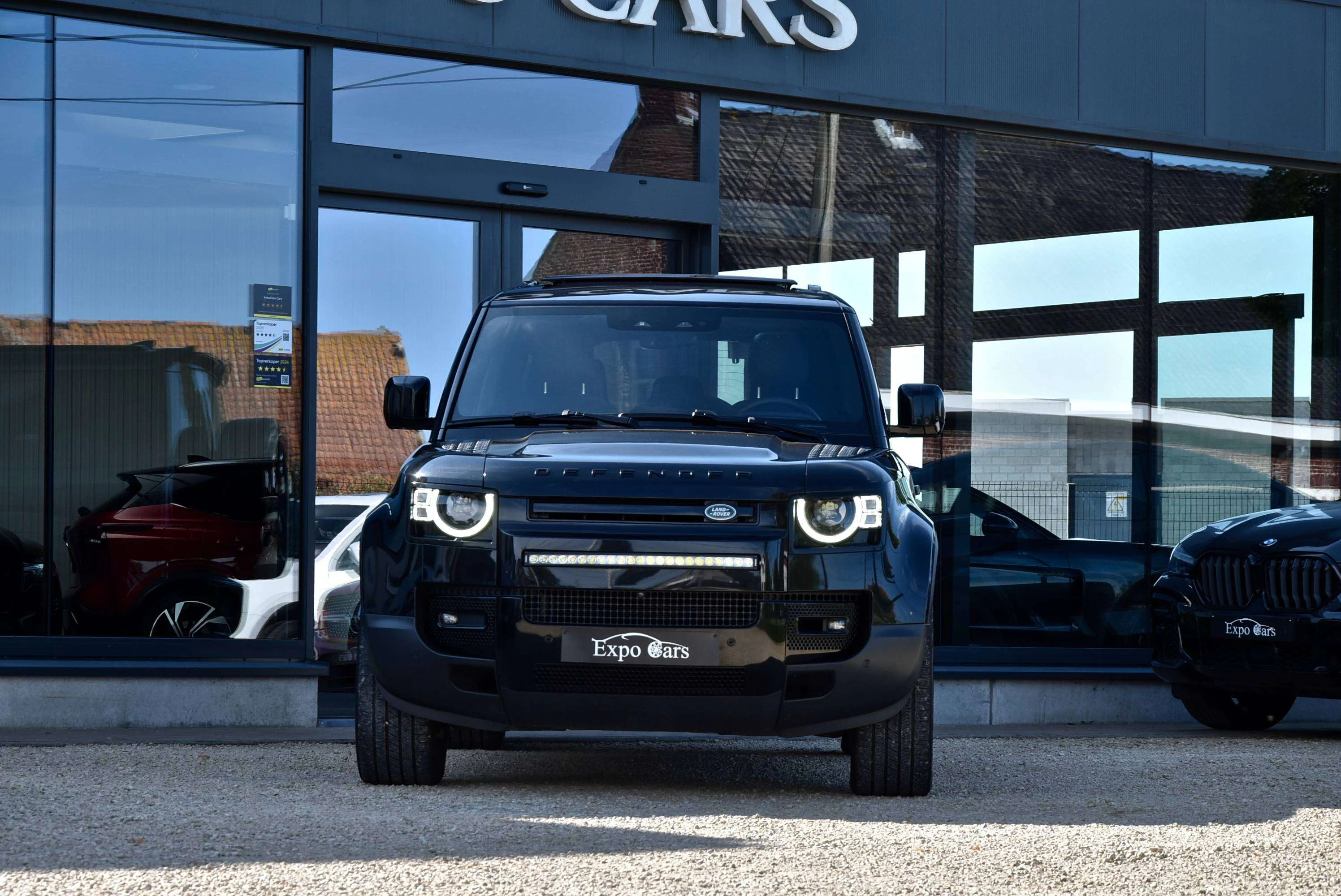 Land Rover Defender 110 3.0 D MHEV D300 X-Dynamic HSE*TOIT PANO*CAMERA*MEMORY*MERIDIAN*CARPLAY*AD CRUISE*FULL* chez Expo Cars