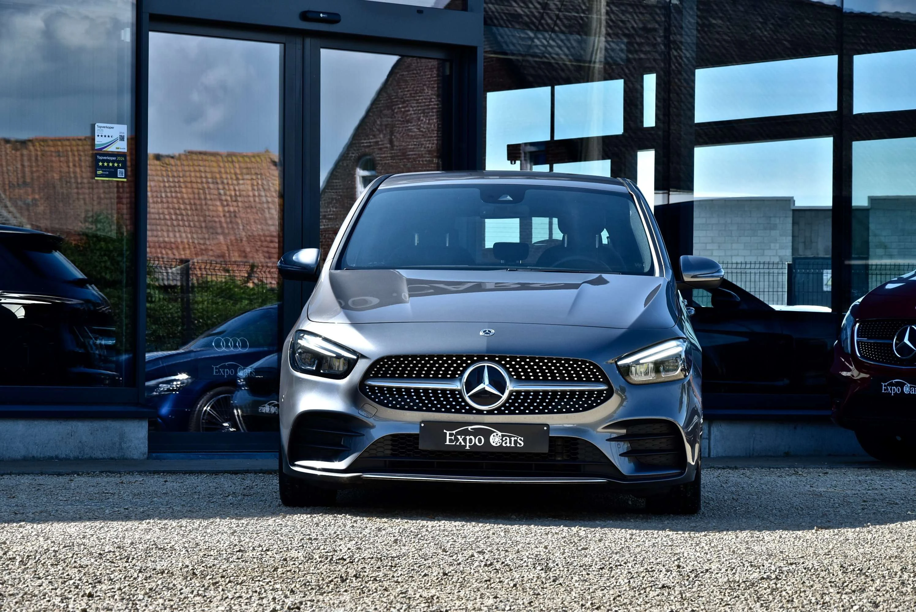 Mercedes-Benz B 200 AMG Line*CAMERA*XENON*LEATHER*CARPLAY*CRUISE at Expo Cars
