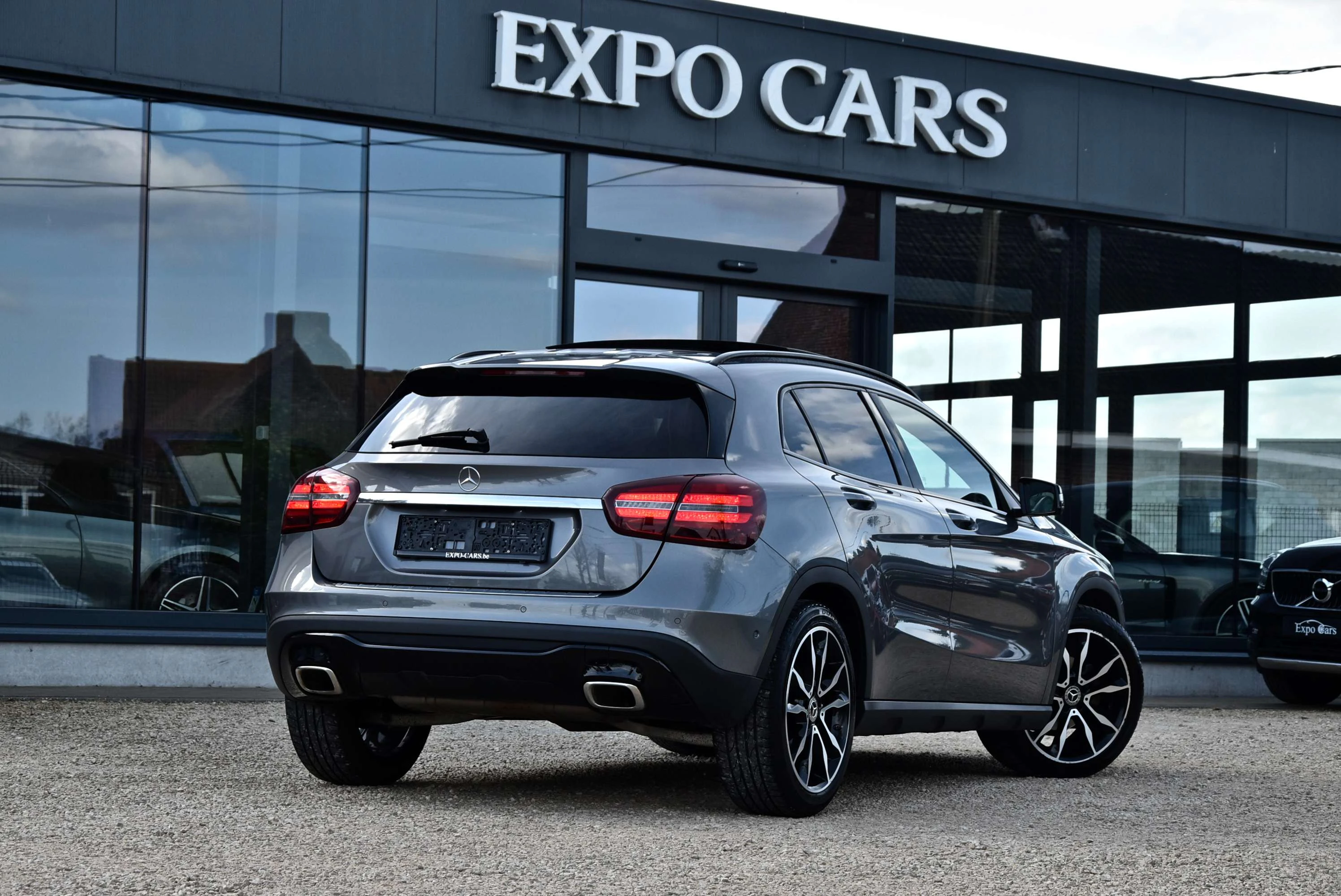 Mercedes-Benz d Business Solution(EU6.2)*PANO DAK*CAMERA*PDC*LEDER*GPS*CARPASS* bij Expo Cars