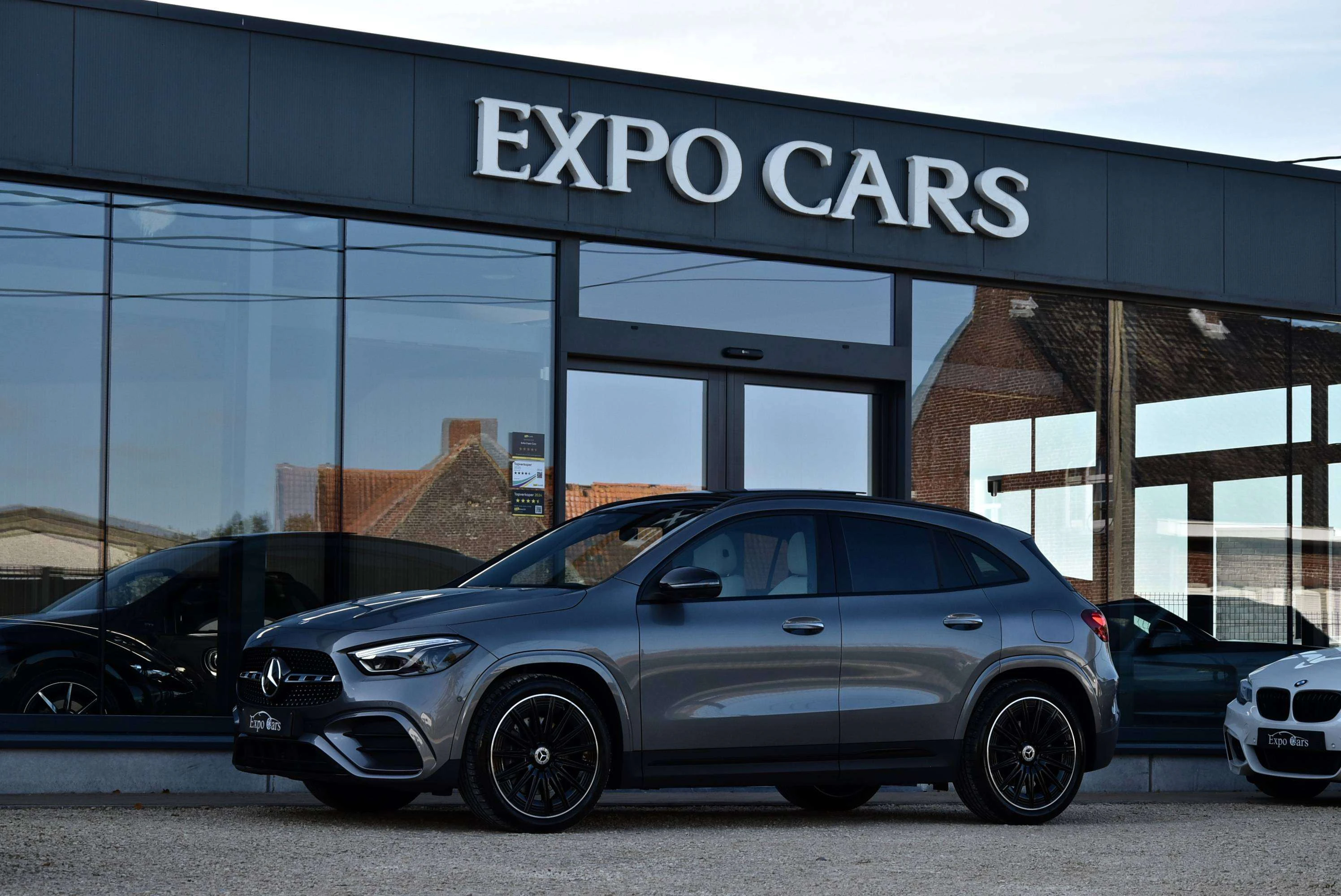 Mercedes-Benz GLA 250 4-Matic AMG Line at Expo Cars