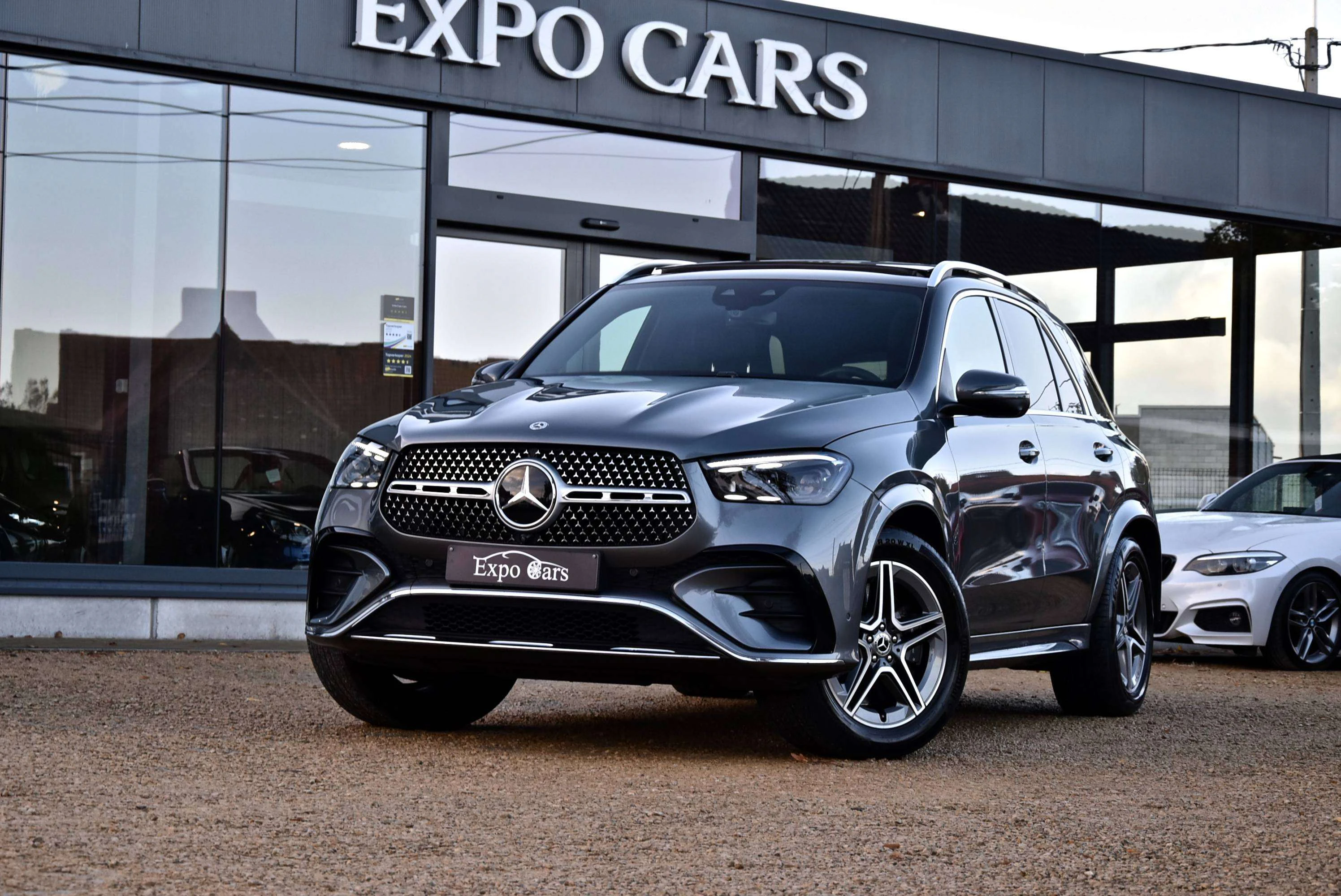 Mercedes-Benz GLE 400 e 4-Matic PHEV AMG Line at Expo Cars
