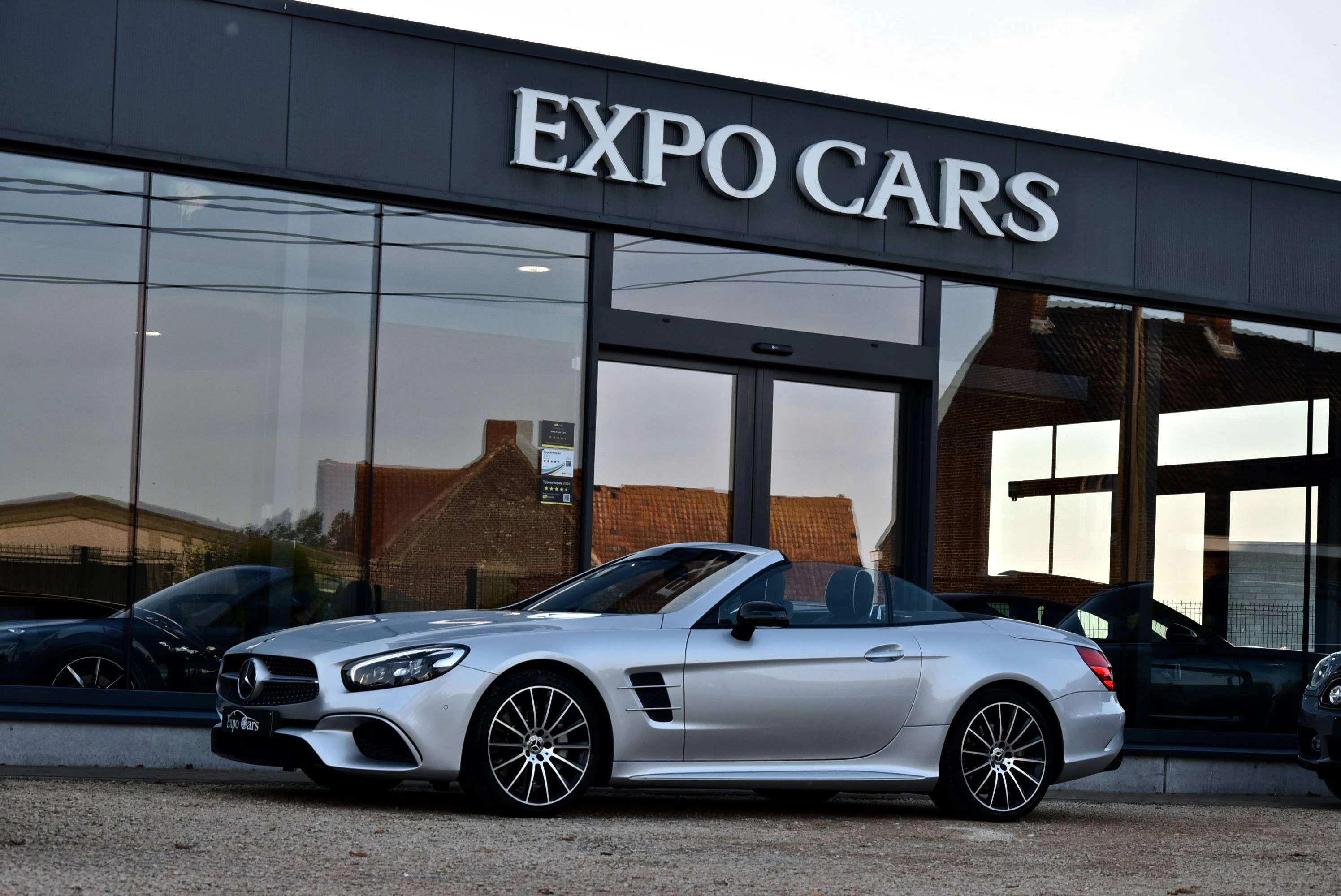 Mercedes-Benz SL 400 SL Roadster 400 AMG LINE at Expo Cars