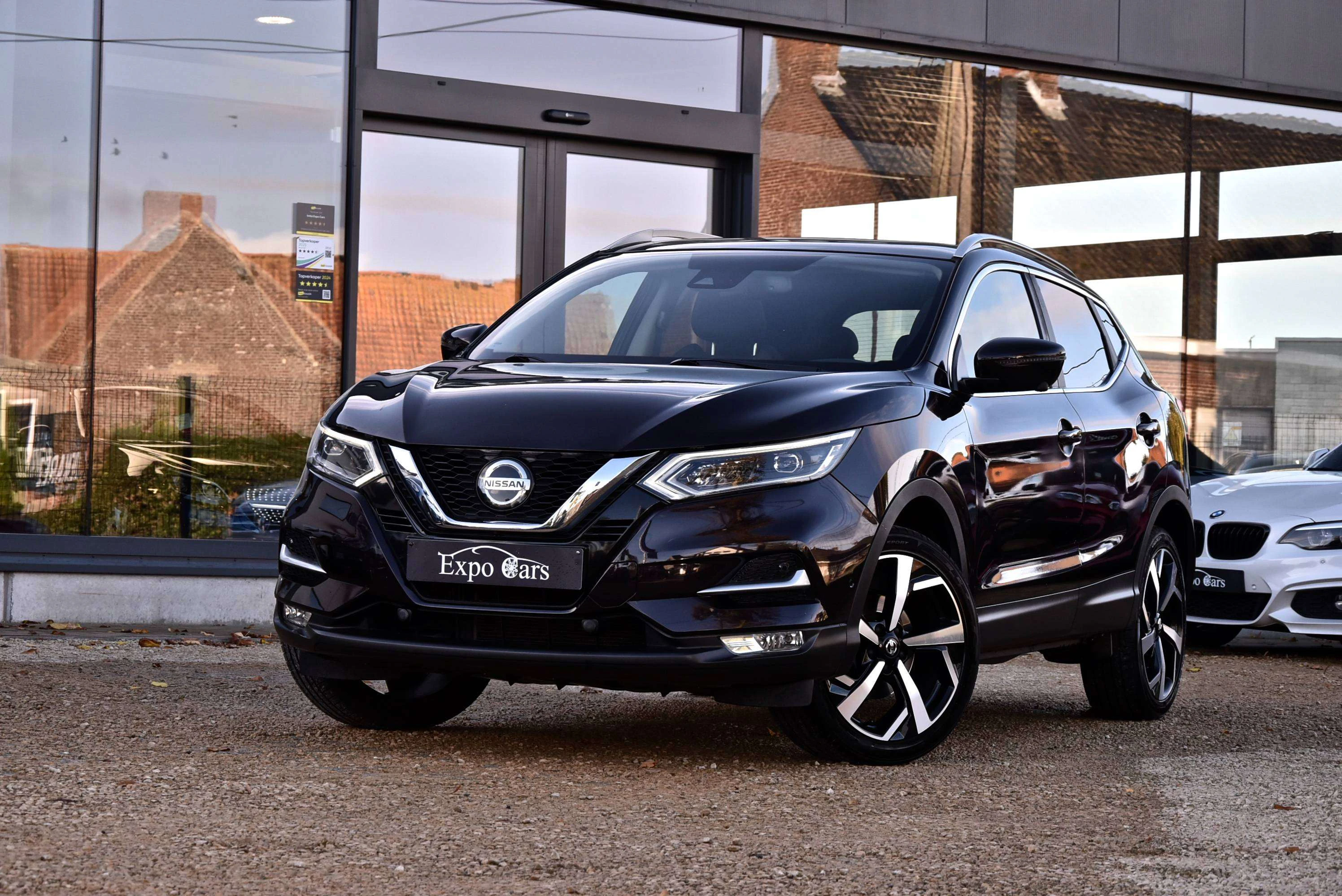 Nissan Qashqai 1.2 DIG-T TEKNA+ chez Expo Cars