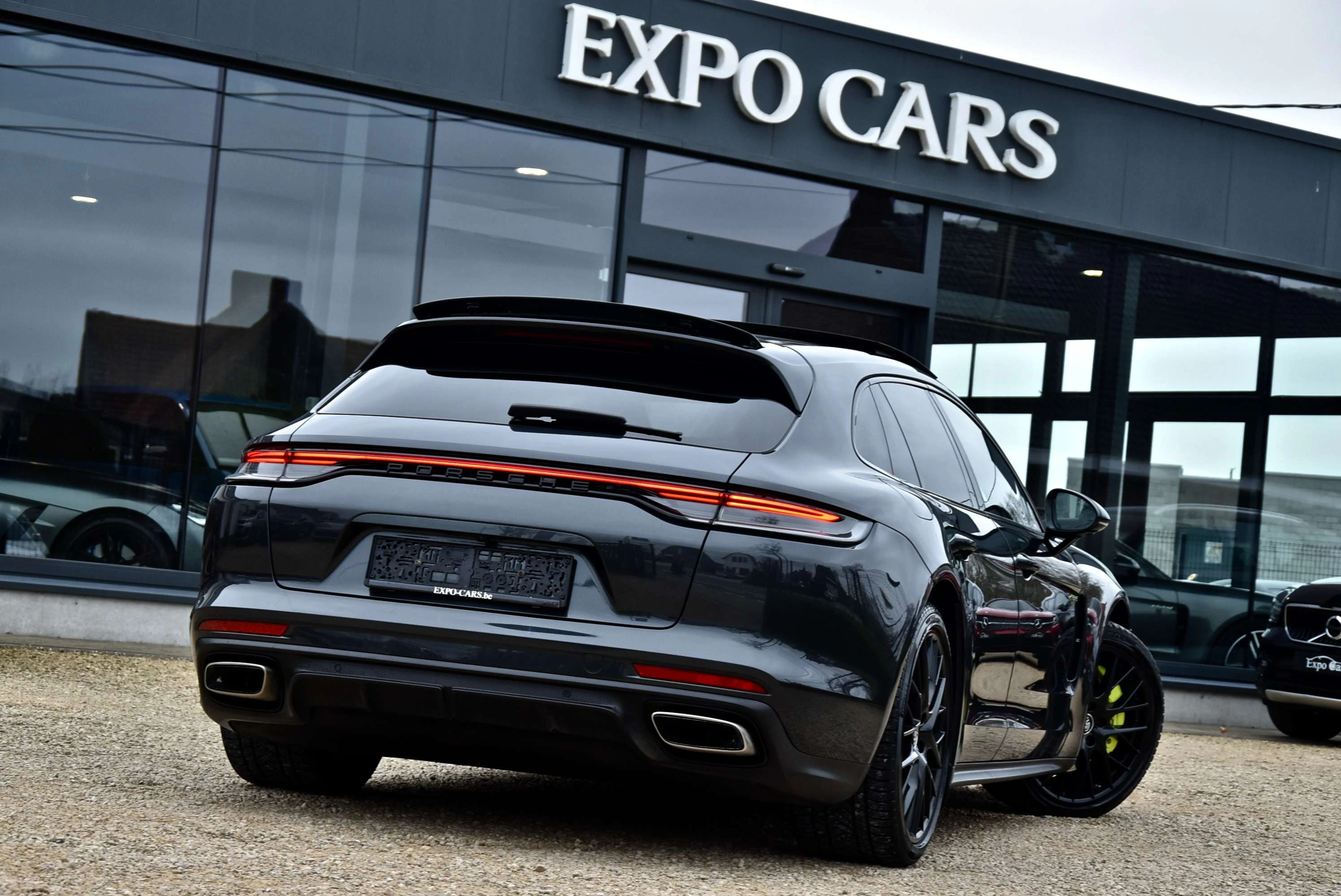 Porsche 4 e-Hybrid 2.9 V6 Bi-Turbo PHEV BLACK Edit PDK*TOIT PANO*360°CAMERA*MEMORY*BOSE*APPLE CARPLAY* chez Expo Cars