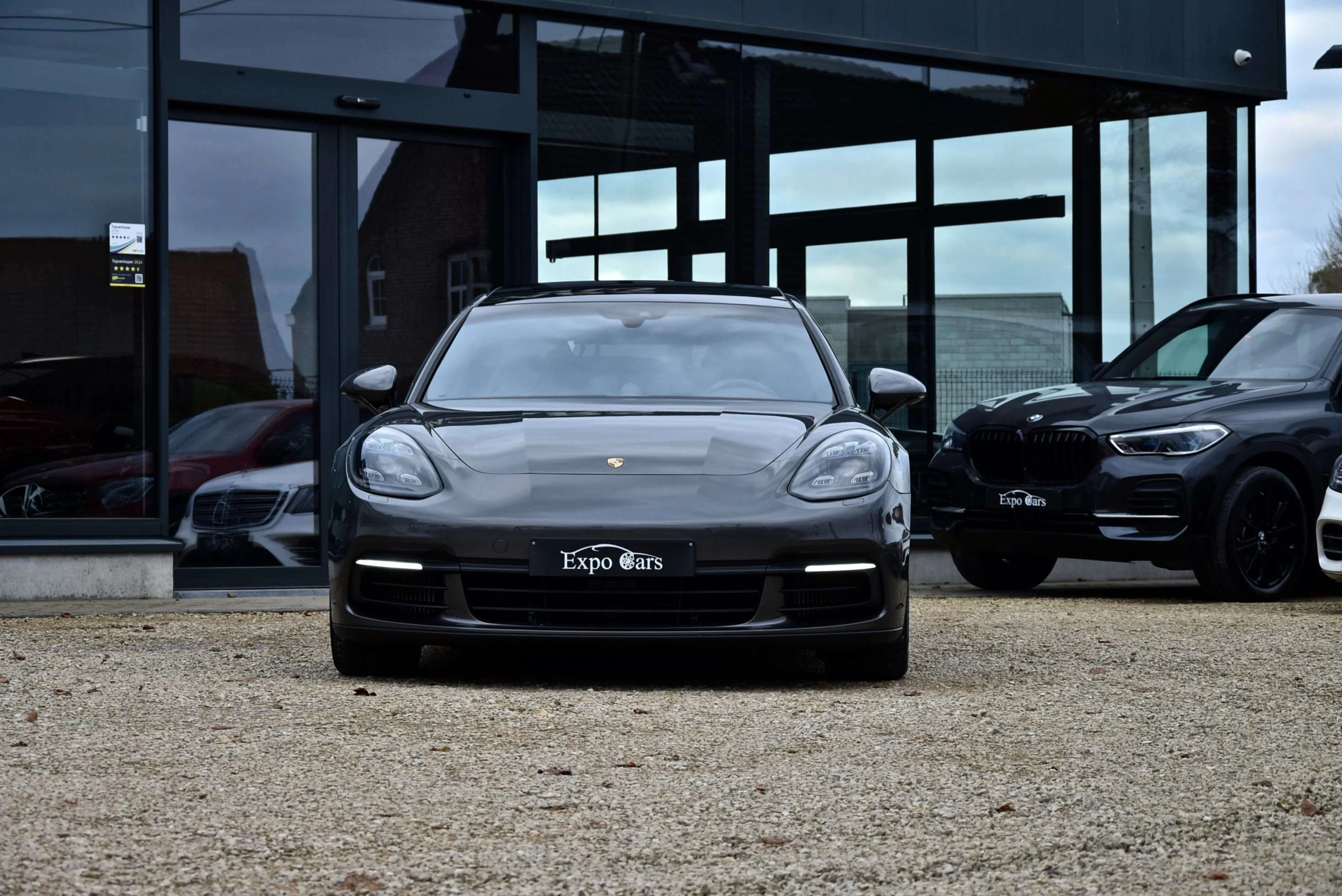 Porsche Panamera 4 E-Hybrid Executive*TOIT PANO*SOFT CLOSE* chez Expo Cars