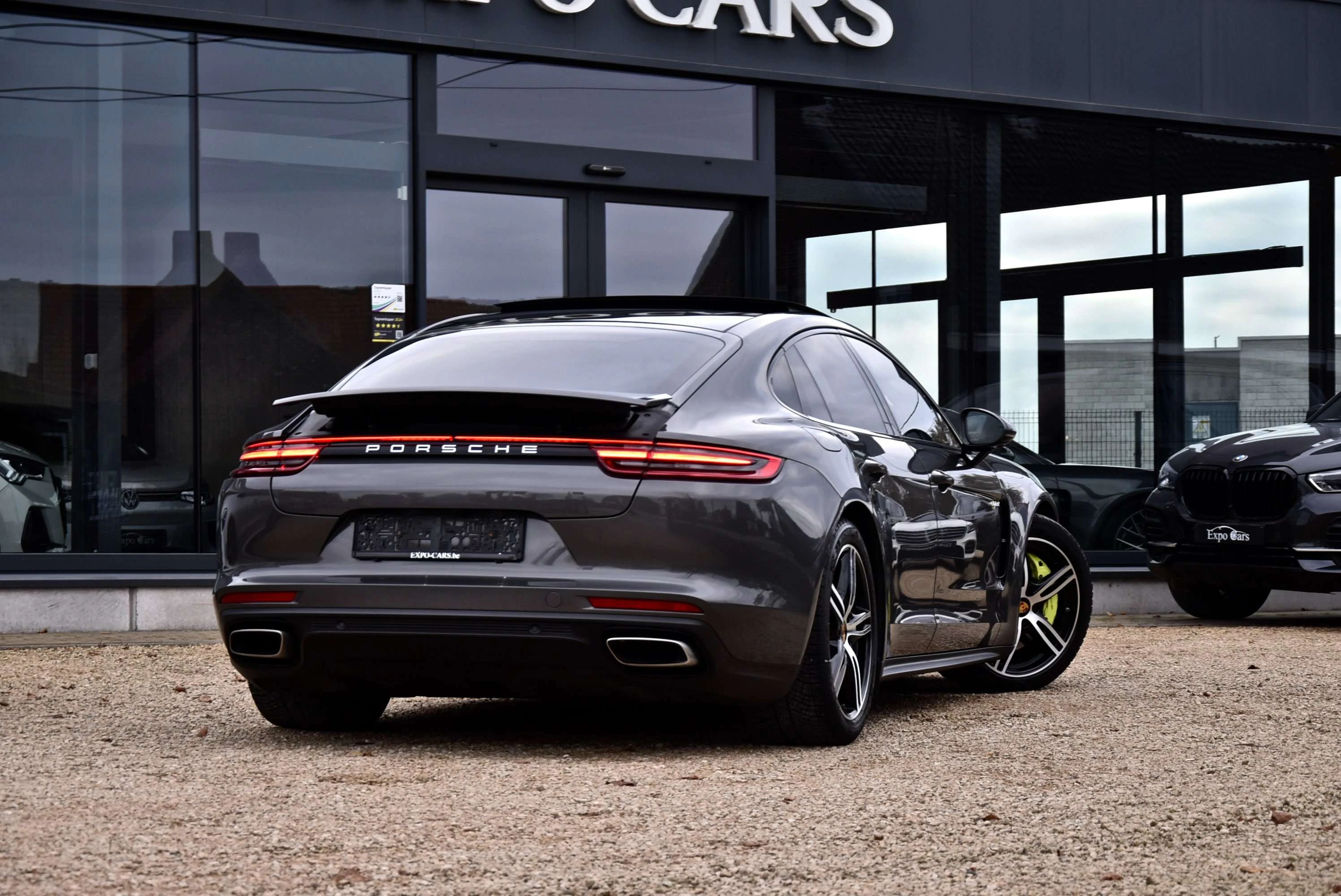 Porsche Panamera 4 E-Hybrid Executive*TOIT PANO*SOFT CLOSE* chez Expo Cars