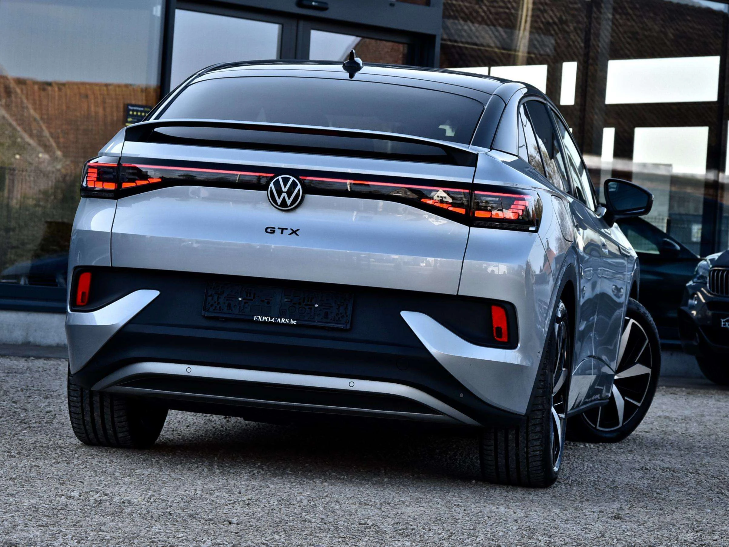 Volkswagen 77 kWh 4Motion GTX*TOIT PANO*360°CAMERA*HEAD-UP* chez Expo Cars