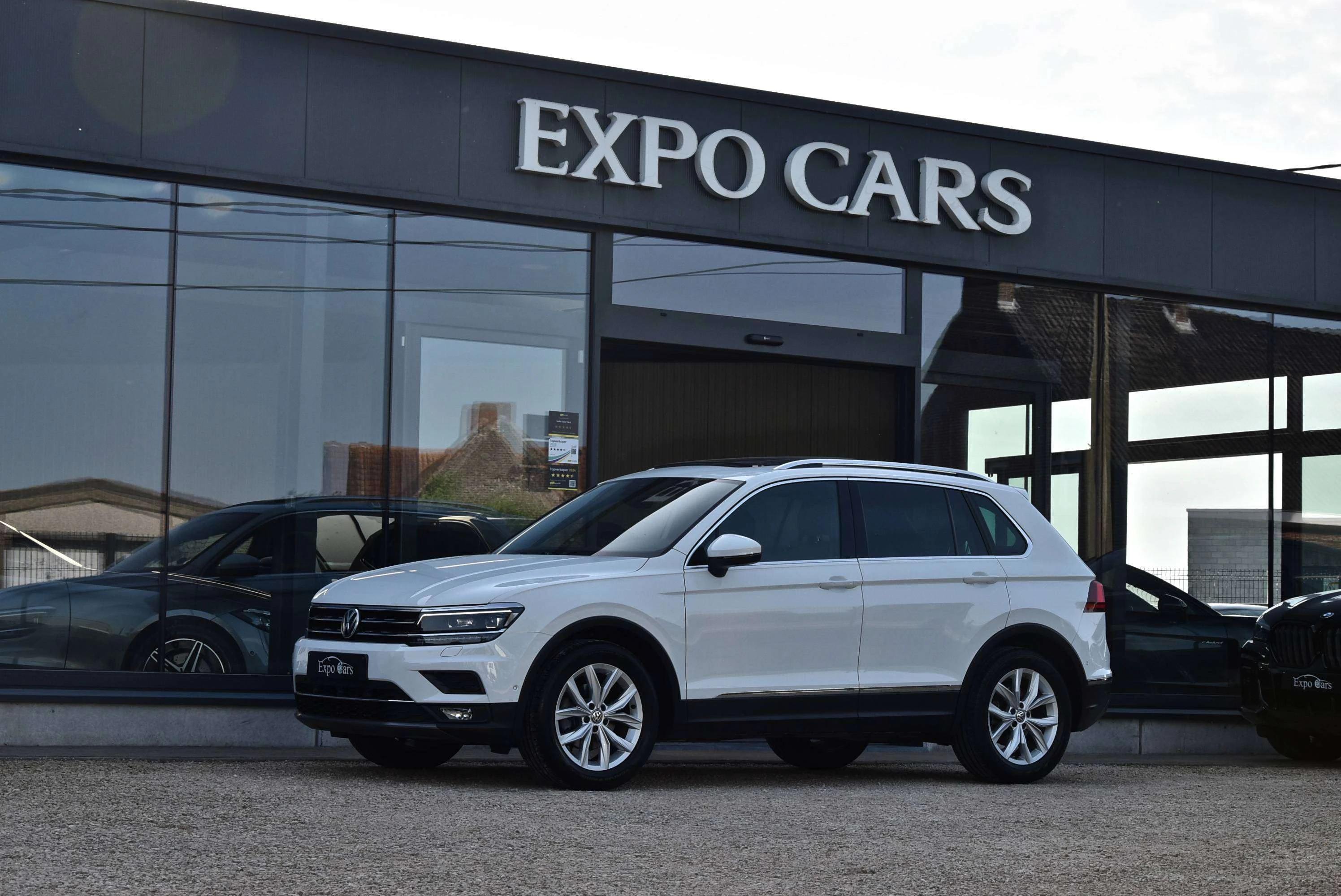 Volkswagen Tiguan 1.4 TSI ACT Highline BMT DSG*TOIT PANO*360°CAMERA*CUIR*MEMORY*AD CRUISE* chez Expo Cars