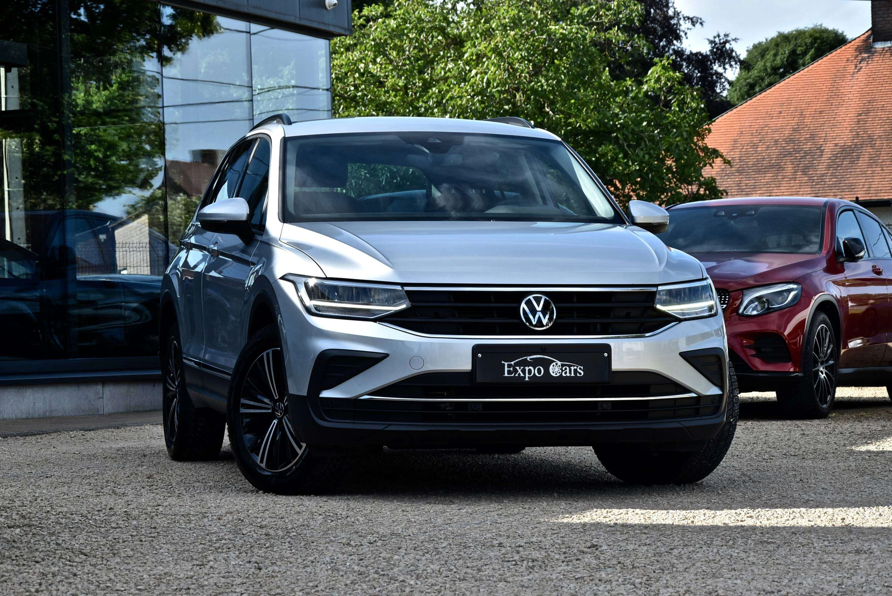 Volkswagen Tiguan 2.0 TSI 4Motion Life Business OPF DSG*UTILITAIRE LÉGER*360°CAMERA*HARMAN-KARDON*KEYLESS*AD CRUISE*CARPLAY* chez Expo Cars