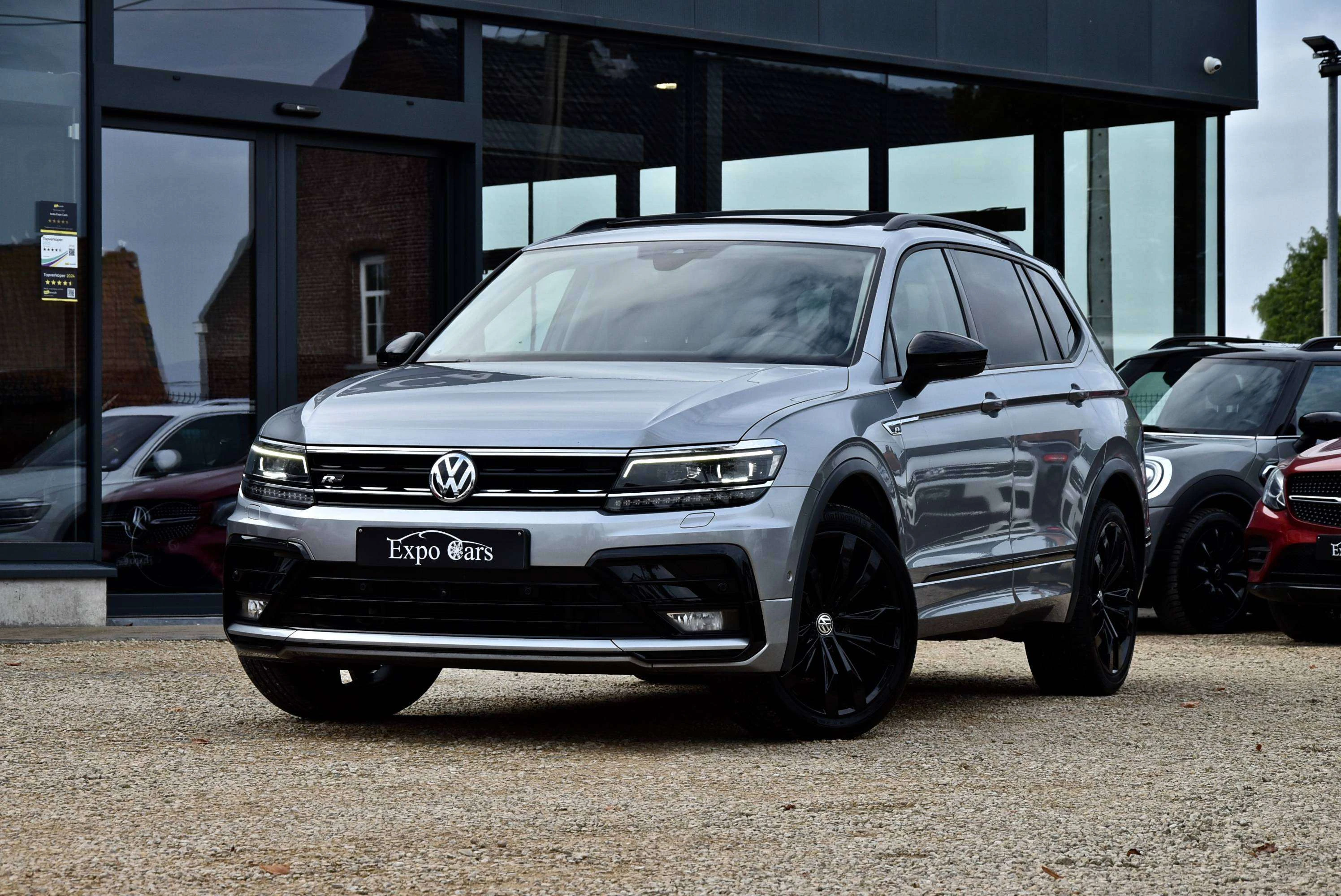 Volkswagen Tiguan Allspace 1.5 TSI R-Line DSG chez Expo Cars